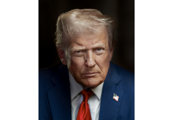 Official photographic portrait of President Donald Trump, June 2025.